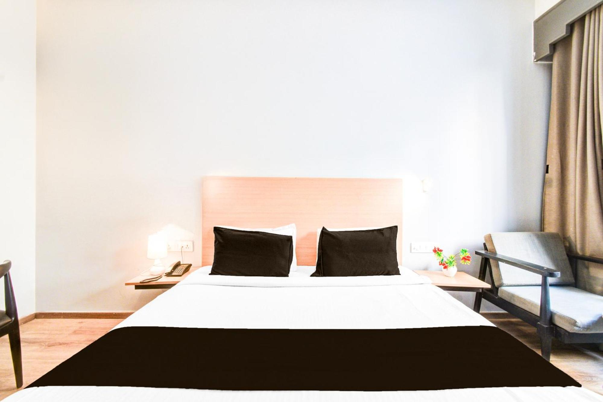Hotel Super Townhouse Lakdikapul Hajdarabad Zewnętrze zdjęcie