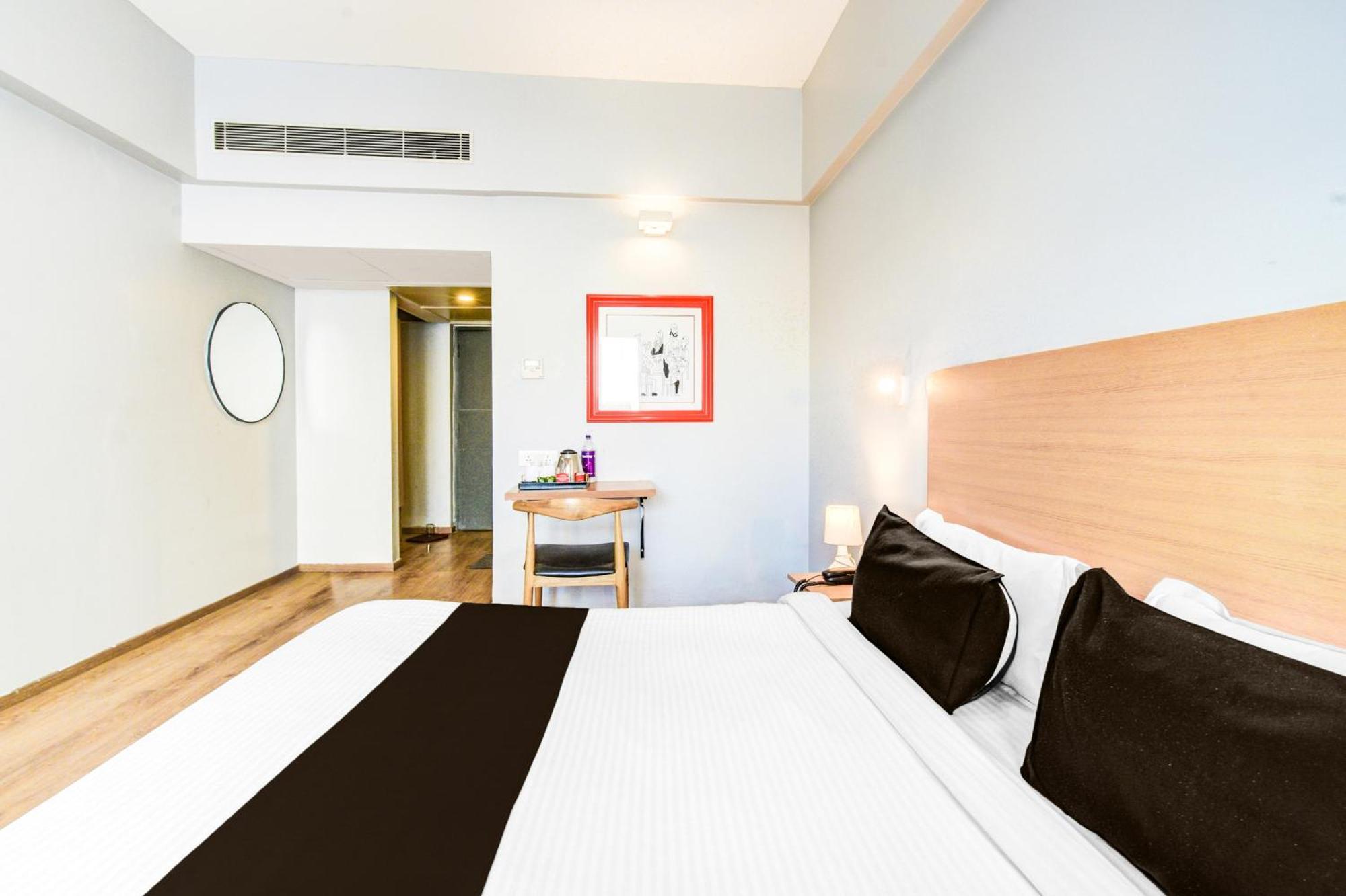 Hotel Super Townhouse Lakdikapul Hajdarabad Zewnętrze zdjęcie
